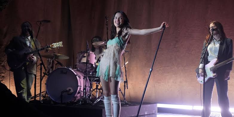 Watch Olivia Rodrigo Perform New Song with Weyes Blood on SNL