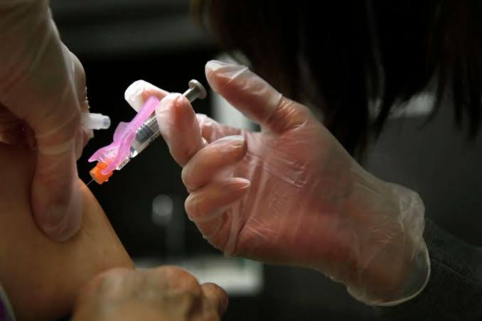 A flu vaccine recommended for older adults could lower Alzheimer’s risk, research finds