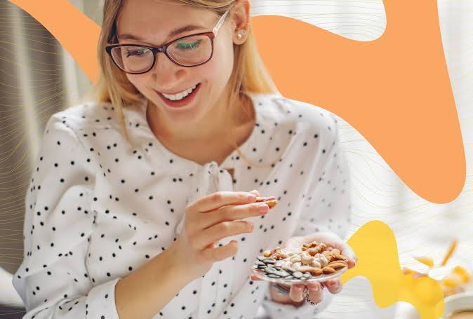 8 Best Foods for Eye Health, According to a Dietitian