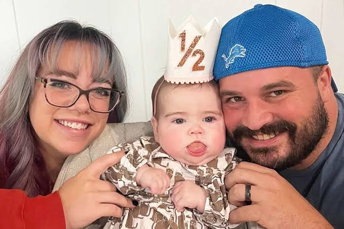 11-Month-Old Girl Diagnosed with Rare Genetic Disorder That Affects Fewer Than 100 People: ‘Breaks My Heart,’ Mom Says