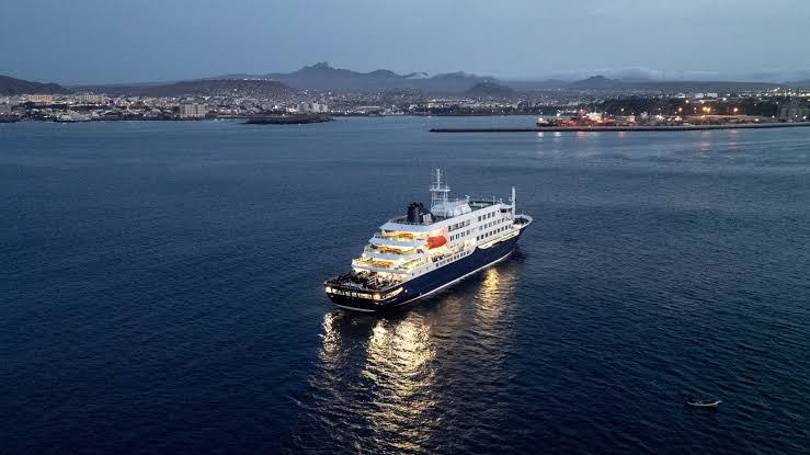 Hantavirus Patients Land in Amsterdam With More Cruise Ship Evacuations Planned