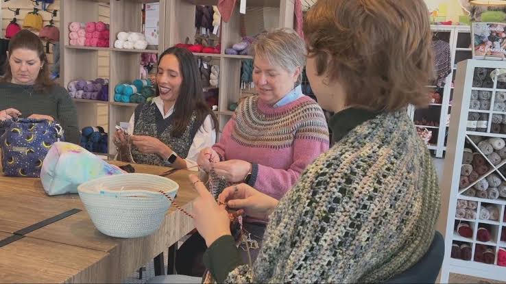 New study finds active sitting activities like knitting may boost long-term brain health