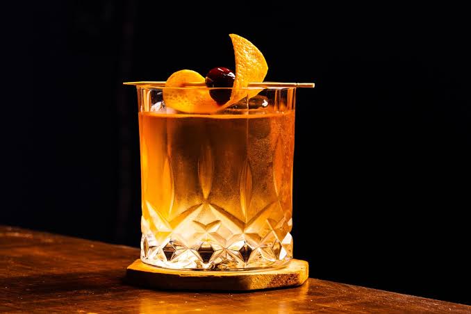 The Truth About Drinking Alcohol Before Bed, According to Sleep Experts