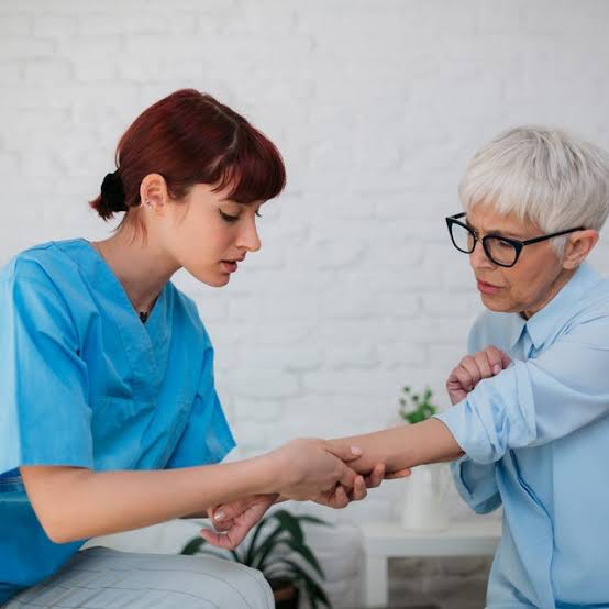 Dermatologists Reveal the Number-1 Sign of Skin Cancer—and It’s Sneaky