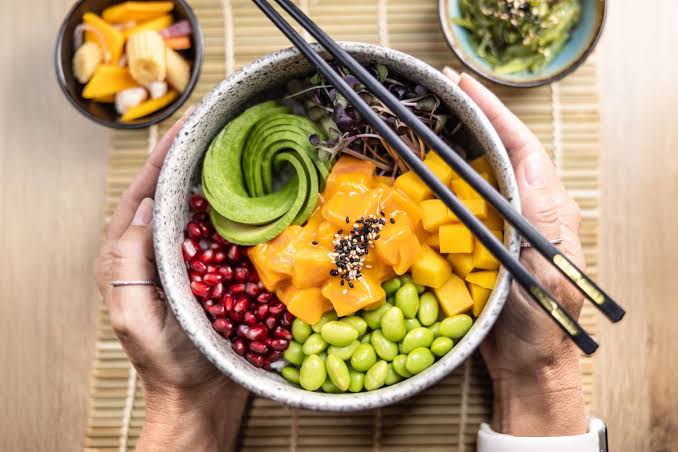 Research Shows Eating Avocado and Mango Together May Boost Heart Health