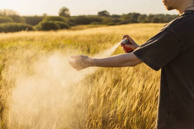 5 things mosquito experts do every summer to avoid getting bitten