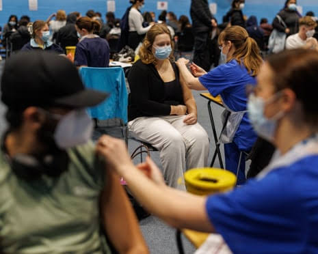 Kent meningitis outbreak prompts rush for routine vaccinations in England