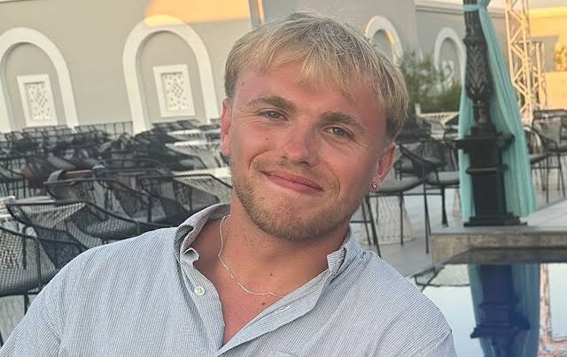 Multiple medics missed student’s fatal cancer