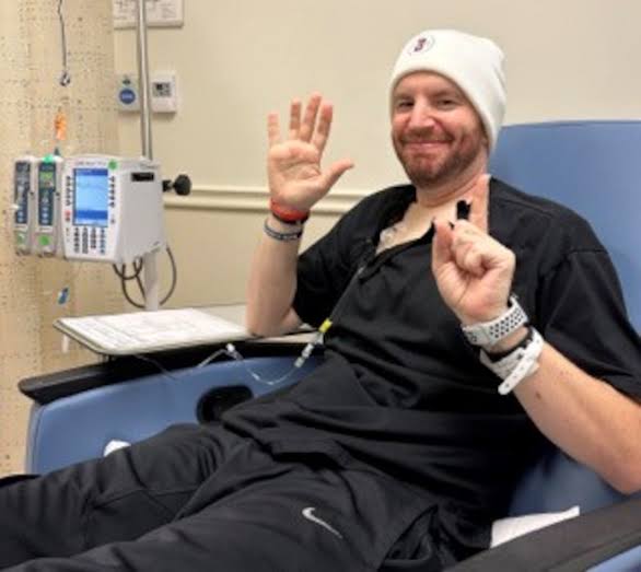 Stage 4 in his 40s: Innovative UH treatment helps Cleveland dad fight cancer