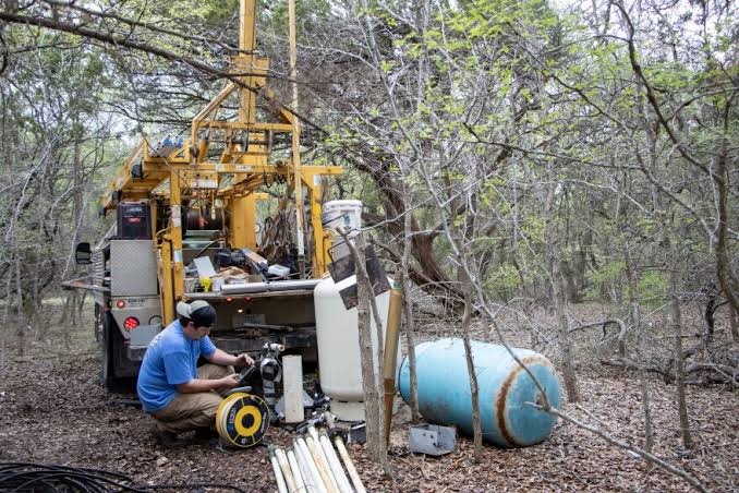 Hays County wells run drier as aquifers fall to their lowest levels in more than 20 years