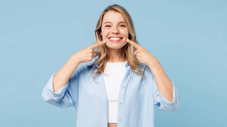 New toothpaste stops gum disease without killing good bacteria