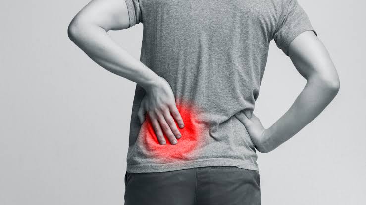 Sudden back pain? It might not be muscle strain; here’s how to spot kidney stones early and what to do