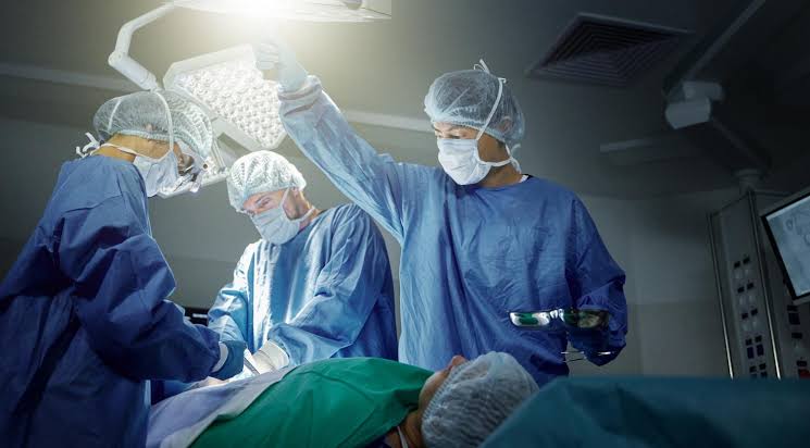 Study challenges ‘5-second rule’ for dropped surgical implants