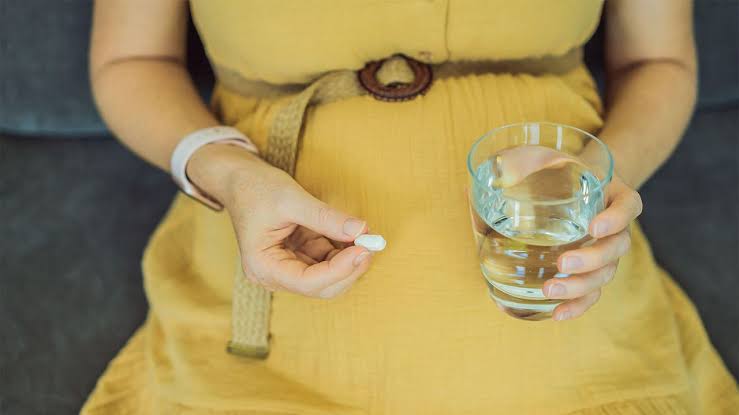 Does Tylenol Increase Autism Risk? A New Study Has Answers