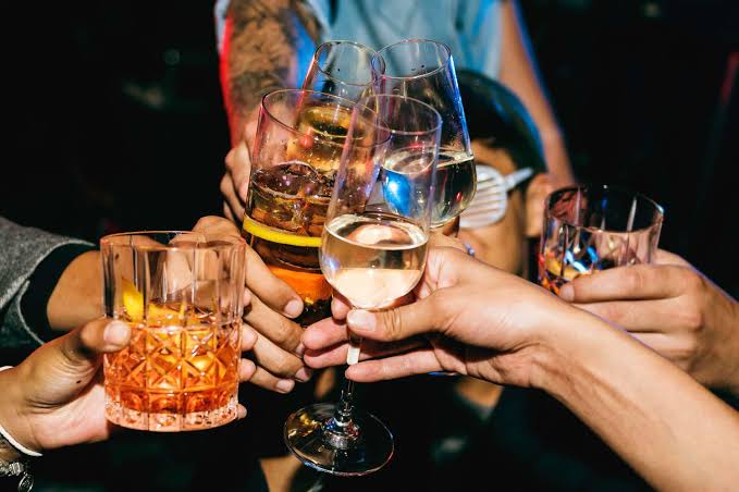 Wine vs. Beer vs. Spirits: A 340,000-Person Study Reveals Key Differences in Health Risk