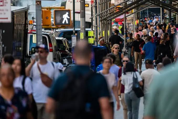 NYC measles case leads health officials to notify Manhattan restaurants, other venues
