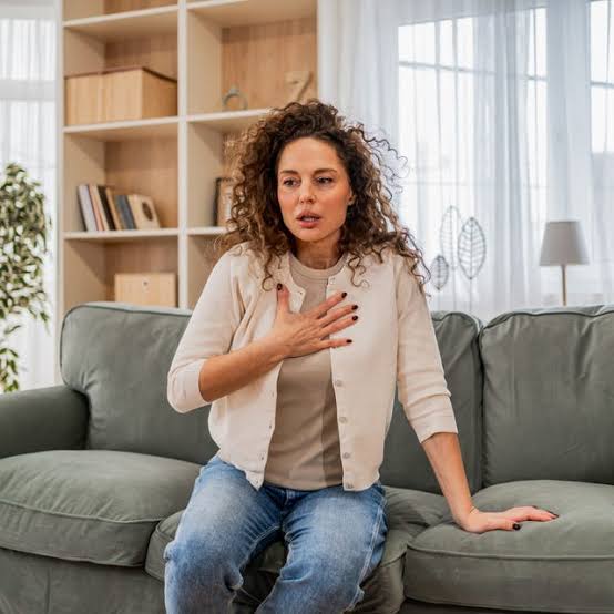 Doctors Say These Symptoms Could Signal a Silent Heart Attack