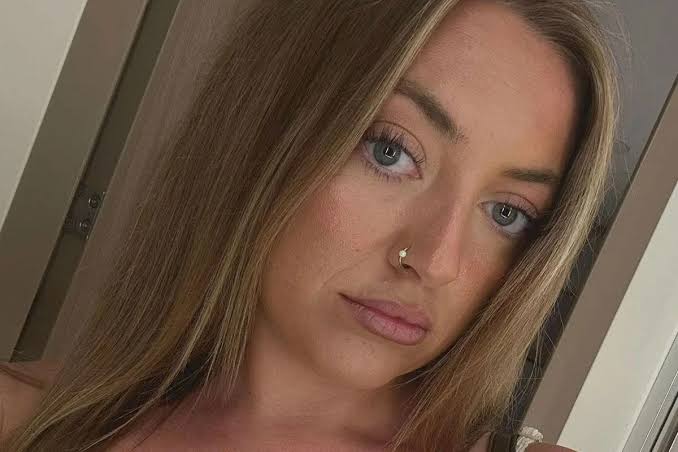 She Thought Her Mouth Sores Were Just Ulcers. Now She's Having Her Tongue Removed