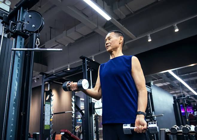 6 science-backed exercises that may help people with Parkinson’s