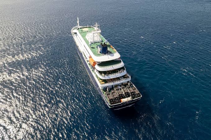 More than 100 people remain on ship where suspected hantavirus outbreak has killed 3. Here’s what we know