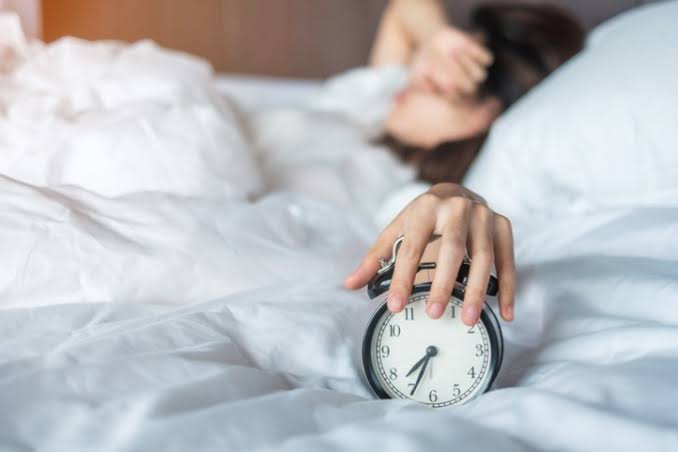 Daytime sleepiness and napping linked to heightened neurodegenerative disease risk