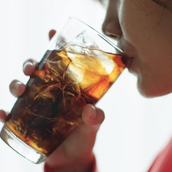 Dietitians Reveal the 10 Drinks to Never Drink for Better Health