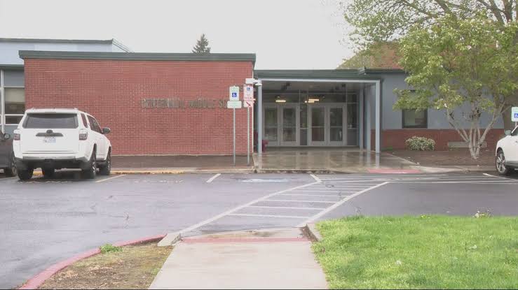 Oregon Health Authority identifies Portland middle school as measles exposure sites