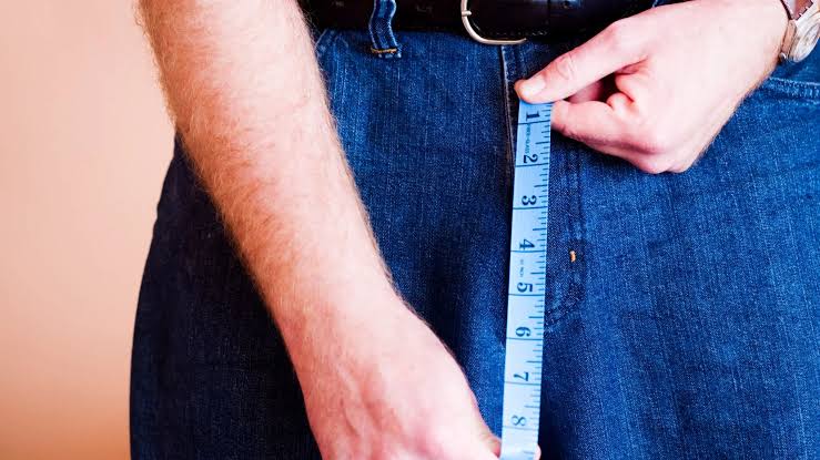 Doctor shares visible body part that can give away size of penis