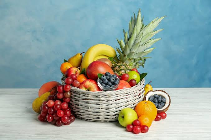 Eating fruit is linked to lung cancer? Here’s what you need to know about that new study