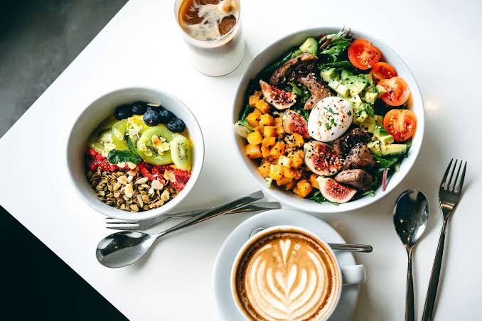 This Is the Best Time of Day to Eat Fiber, According to New Research