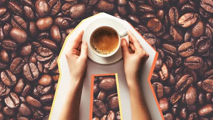 Scientists Tracked Coffee Drinkers for Dementia Risk Over 43 years. Here’s What They Found