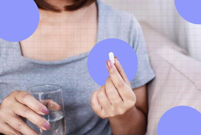 We Asked Gastroenterologists If Taking Probiotics During Antibiotics Really Helps—Here’s What They Said