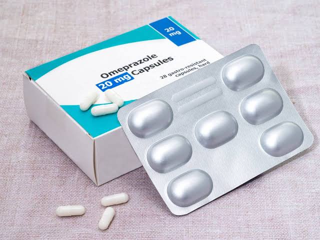 Omeprazole patients with acid reflux told 'red flag issue' by NHS GP and BBC star