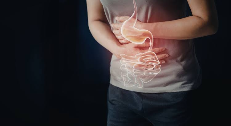 "My patients kept coming back with the same gut problem and it took me years to realize it was this one breakfast item" : a gastroenterologistʼs revelation that is dividing the medical community