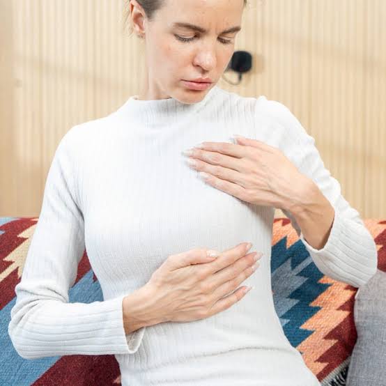 The Sneaky Signs of Breast Cancer Doctors Say You Shouldn’t Ignore