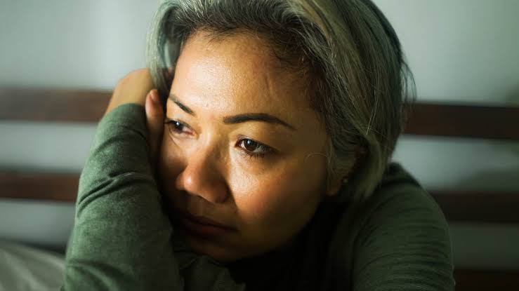 I Thought I Was Just Stressed Out, But These 8 Subtle Signs Meant I Was Actually Dissociating