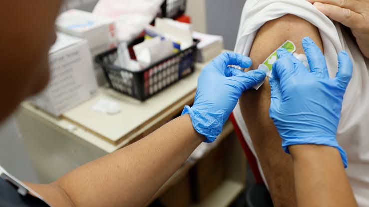 6 vaccines older adults should discuss with their doctor