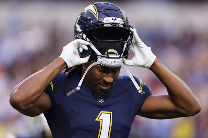 Would Chargers really take a tackle at 22? Is Quentin Johnston a trade candidate? Mailbag