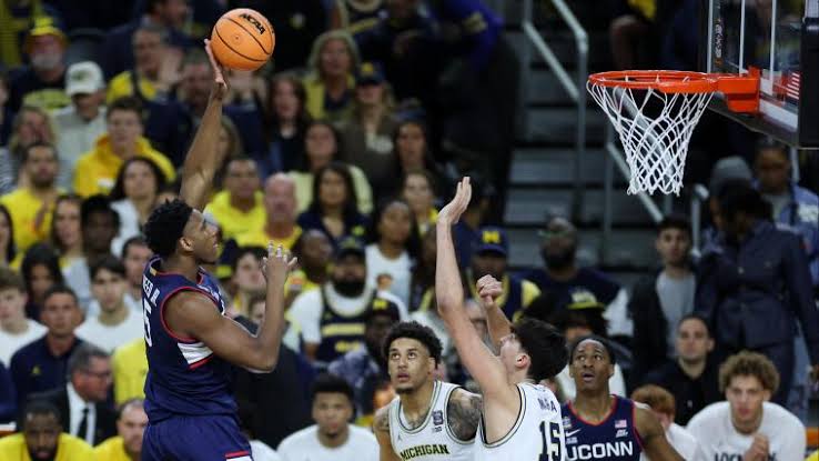 UConn vs. Michigan Box Score: Full Halftime Stats From 2026 National Championship Game