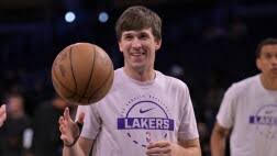 Lakers’ Austin Reaves suffers Grade 2 oblique strain, out for remainder of season, at least