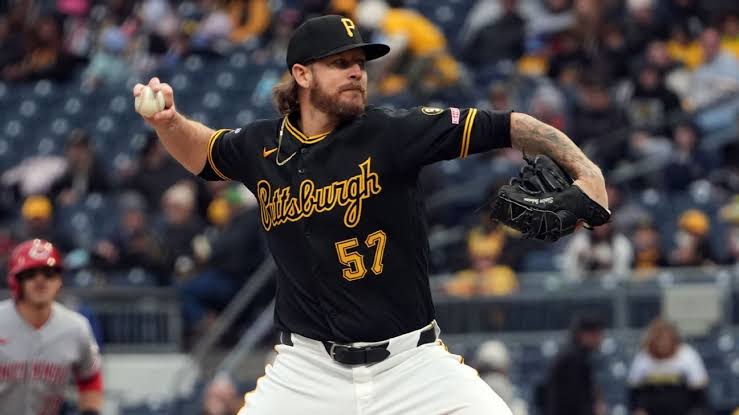 Pirates' Devenski suspended for throwing at Reds' Stewart