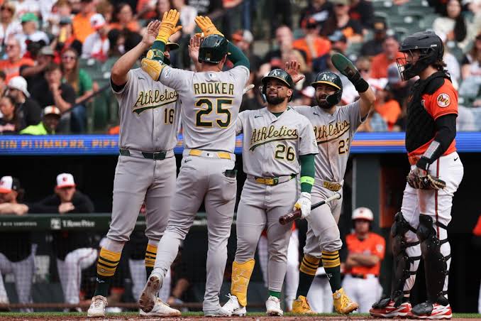 Orioles show little life, boo birds come out in 6-2 loss to Athletics