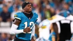 James Gladstone: Travis Hunter will play both ways