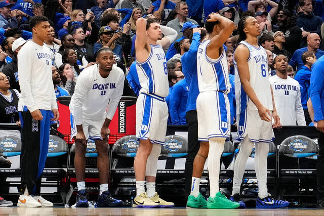 Another late collapse ends season for favored Duke
