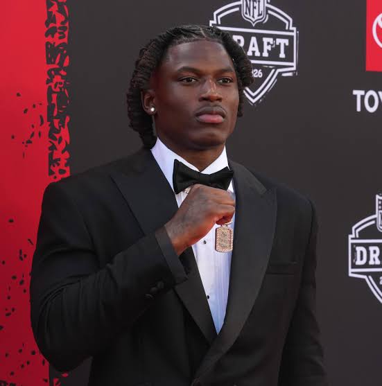 Giants NFL Draft 2026: New York selects Arvell Reese at No. 5