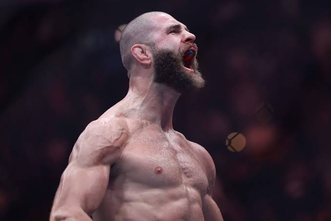 UFC 327 odds, predictions: Jiri Prochazka, Carlos Ulberg battle for light heavyweight title - The Athletic