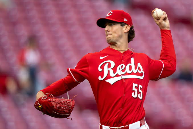 Reds Place Brandon Williamson On Injured List