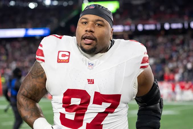 Giants All-Pro DT Dexter Lawrence reportedly requests trade, not participating in offseason workouts