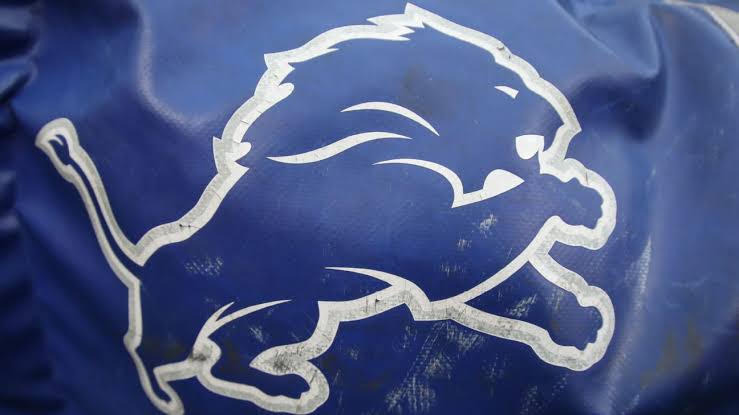 Source: Lions pick up Gibbs' 5th-year option, decline Campbell's