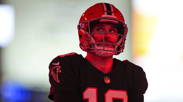 Kirk Cousins went from taking his time to doing a deal